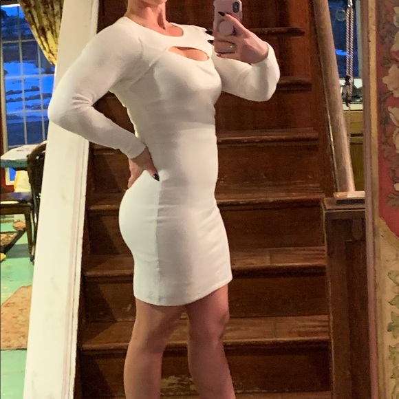 Guess sweater dress - Picture 2 of 6